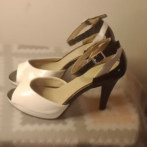 Andrew Geller Two Tone Stilletto Heels Sz 7.5